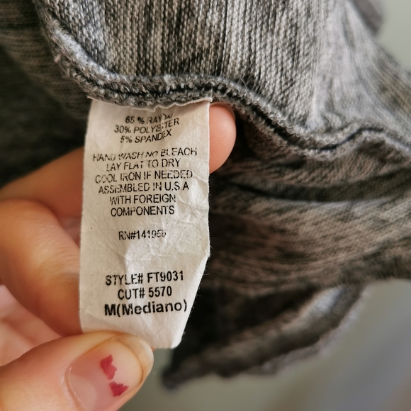 Poncho sweater - Picture 2 of 4